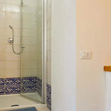 Relax & Peace In The Historic Center By Host Hero *