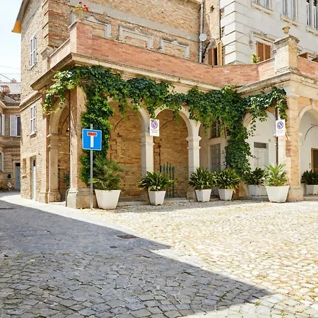 Relax & Peace In The Historic Center By Host Hero